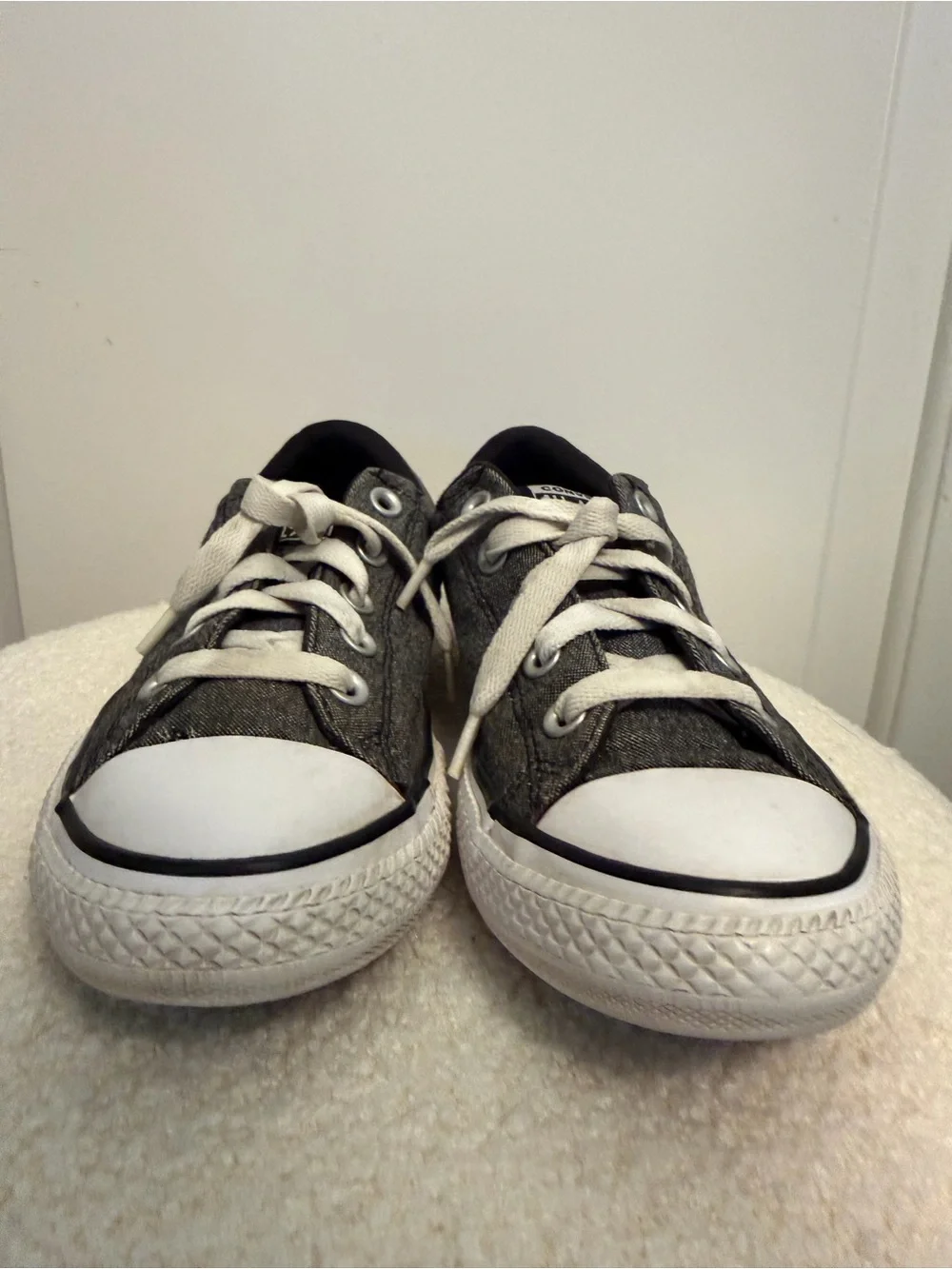 Converse Kids Low Top Sneakers in Charcoal Gray and White